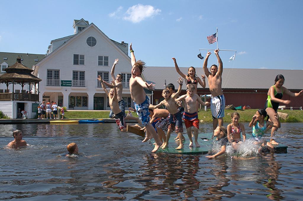 Golden Eagle Lodge Resort Waterville Valley Exterior photo